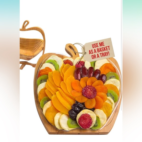 New in Box. Collapsible fruit bowl. No fruit included - Picture 2 of 14